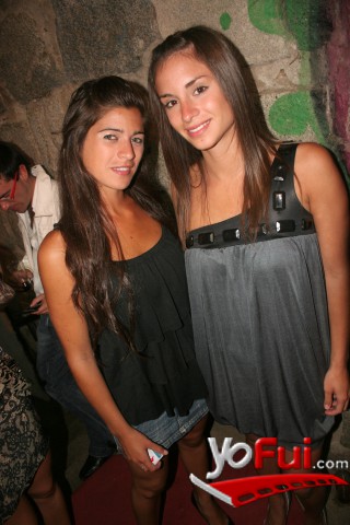 Victoria Vaca, Fernanda Marquez