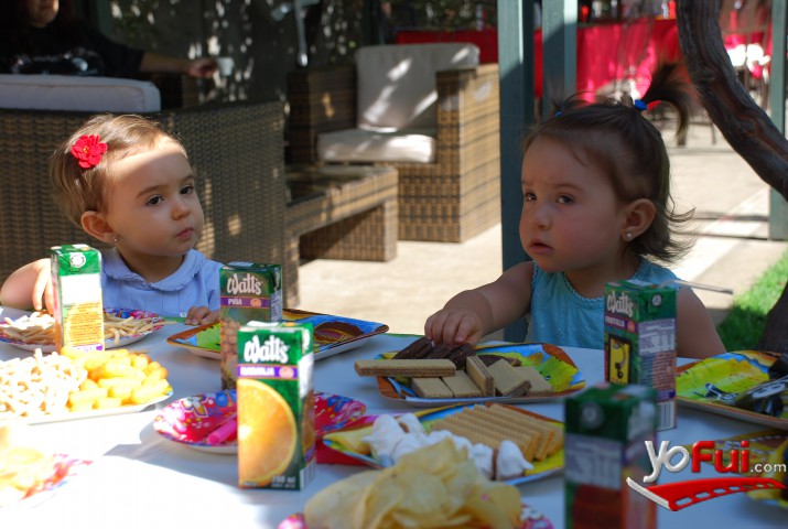 Amaya de Val, Sandra Burgos