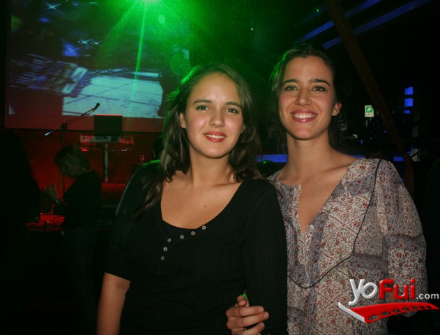 Angeles Bertelsen, Josefina Vicuña