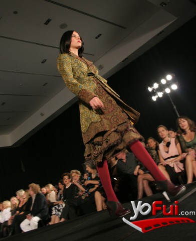 Desfile a beneficio por Peralillo en W Hotel