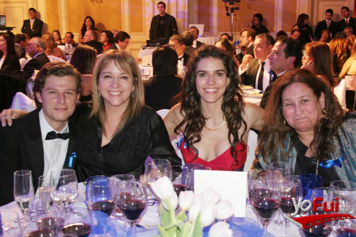 Branko Karlezi, Carmen Ibañez, Maria Luisa Godoy, Virginia Araya