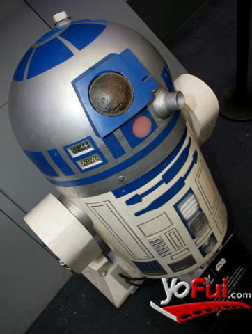 R2D2