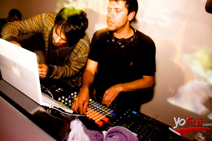 Dj Vicente Sanfuentes, Dj Mono Parra