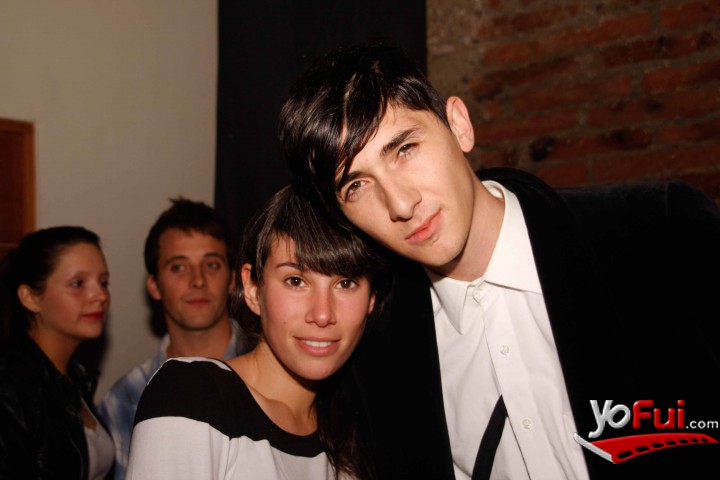 Fernanda Munizaga, Antonio Contreras (Basix)