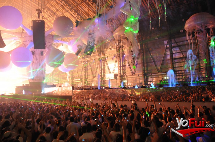 Sensation White 2010