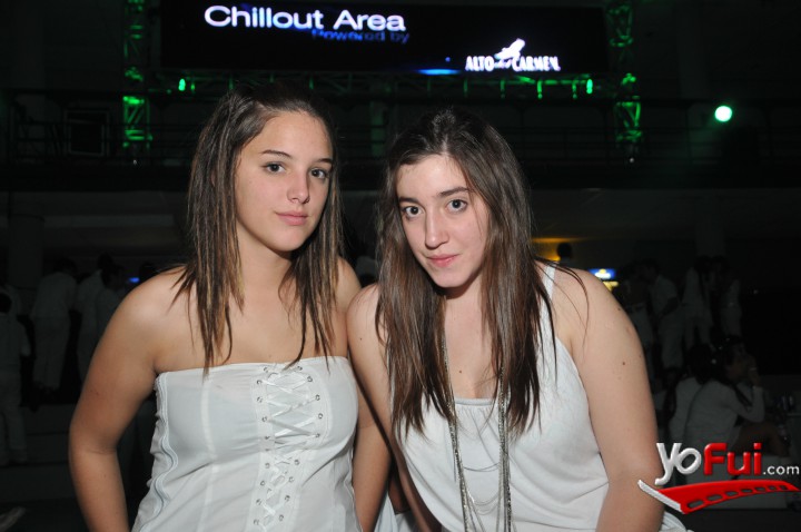 Antonia Larraín, Valentina Varas