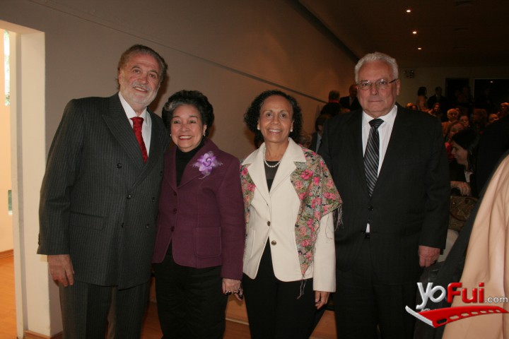 YoFui.com Inauguración Muestra de Lorenzo Domínguez, Corporación Cultural de Las Condes (2501)