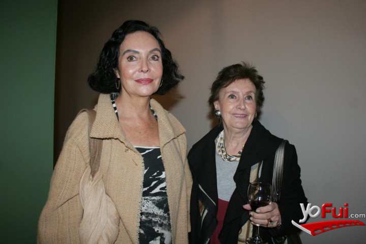 Anita Larrain, Tere Edwards