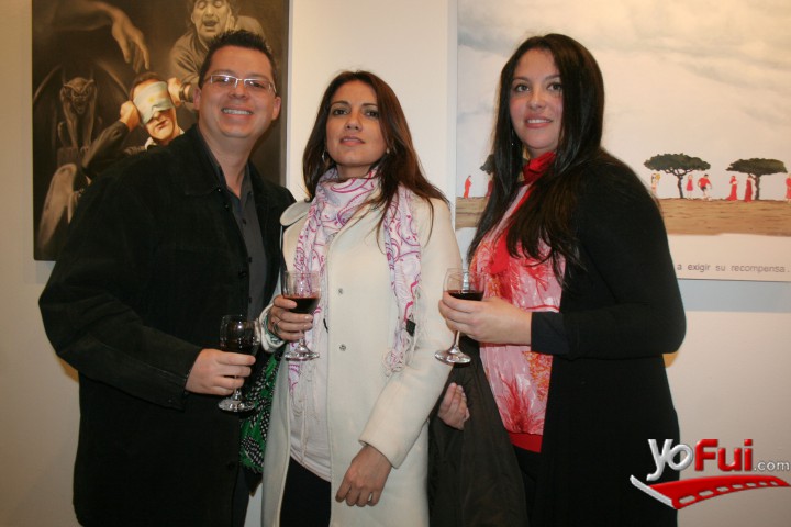 Eric Sotomayor, Valeria Valencia, Karina Leiva