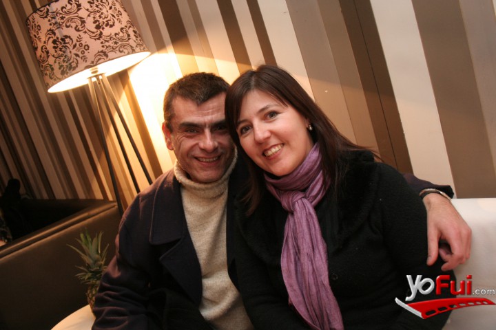 Marco Bustos, Claudia Contreras