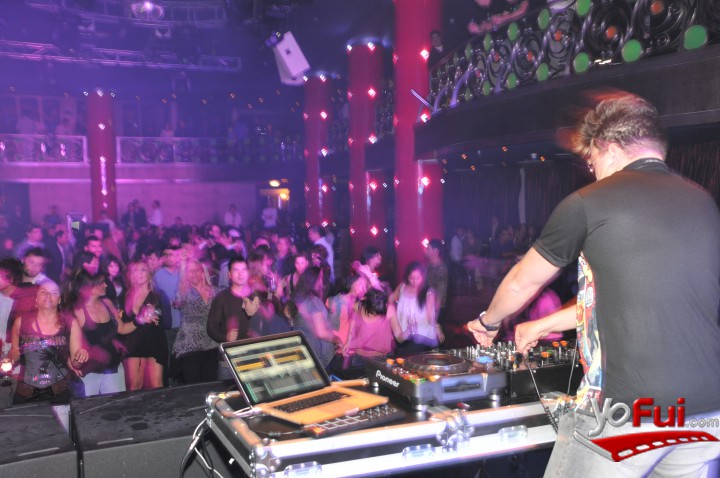 Fotografía en Festa Bros en Chile, Suka Club