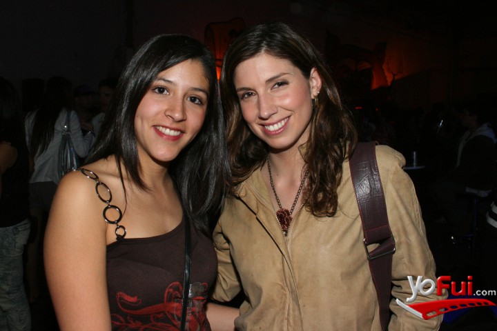 Paula Valle, Javiera Palomas