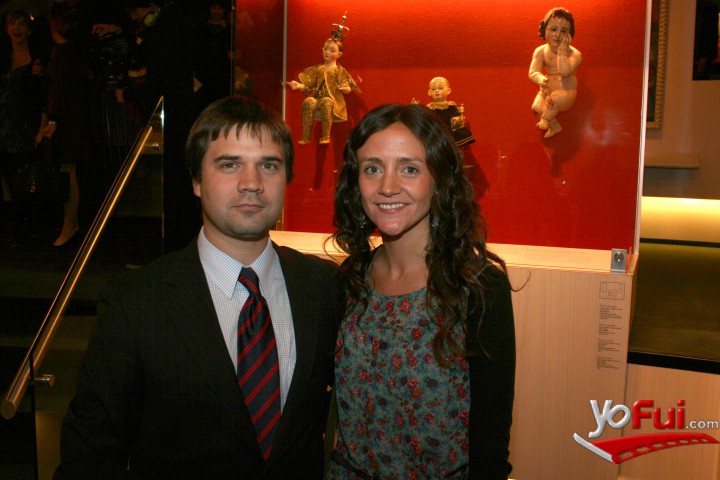 Nicolas Droppelmann, Rosario Dominguez