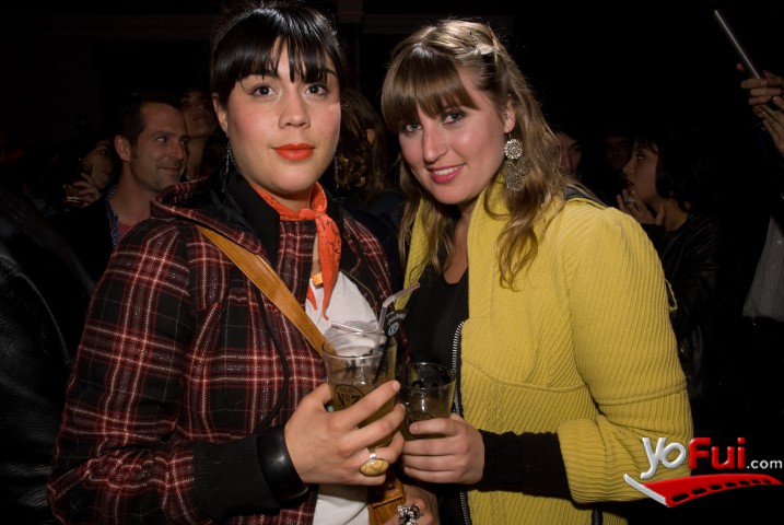 Paula Letelier, Dana Junemann
