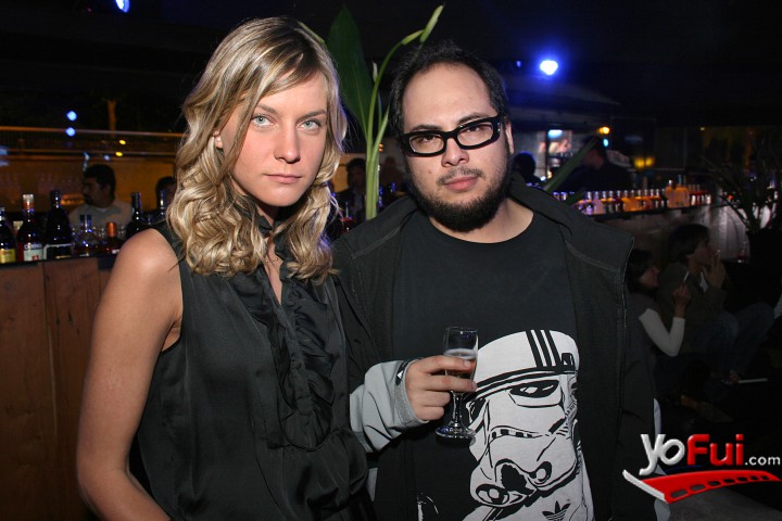 Eva Siebert, Nicolas López