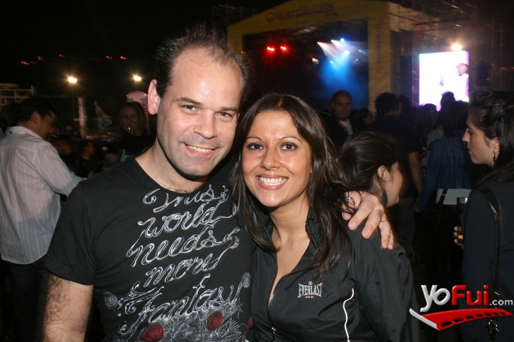 Roberto Fuentes - VJ ROB, Carla Martineau