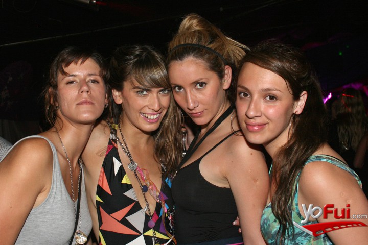 Noe Lavandero, Constanza Vivas, Nicole Flowers, María Fernanda Cazo
