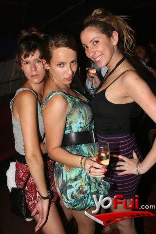 Noe Lavandero, María Fernanda Cazo, Nicole Flowers