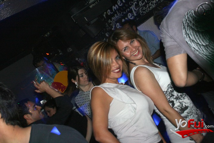 Fotografía en Cumple DJ Rodrigo Galvez, Club Caramel