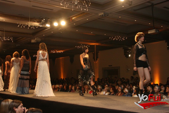 Fotografía en Desfile Eclypse de Mauricio Cid, Grand Hyatt