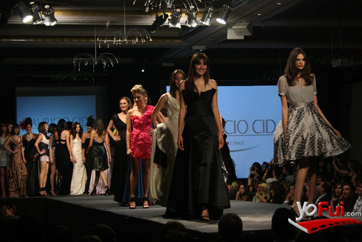 Fotografía en Desfile Eclypse de Mauricio Cid, Grand Hyatt