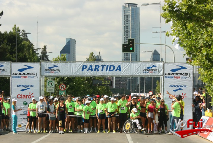 Fotografía en 6ª fecha del Brooks Running Tour 2010, Avda. Bicentenario