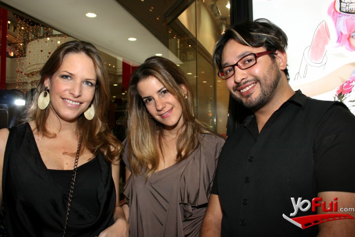 Tere Irarrazabal, Patricia Larrain, Luis Aliste