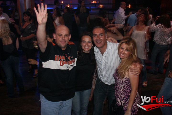Fiesta Ochenteros en Eve