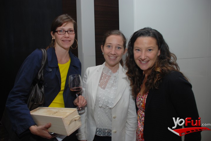 Mariana Martinez, Paula Lyon, Carolina Stern, PR Director Viña Ventisquero