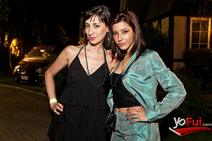 Claudia Urzua, Victoria Huber