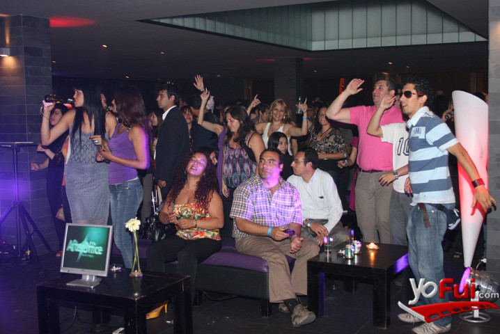 Fotografía en After Office con Sky Karaoke, Alto San Francisco