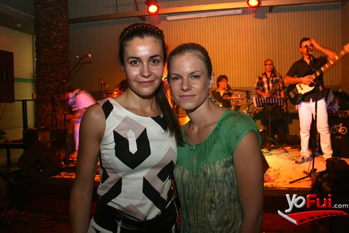 Natalia Grez, Ignacia Allamand