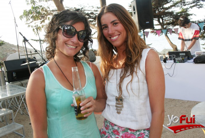 Carolina Parada, Camila Ríos