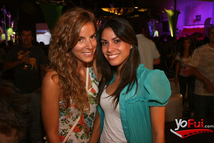 Ximena Bustamante, Camila Correa