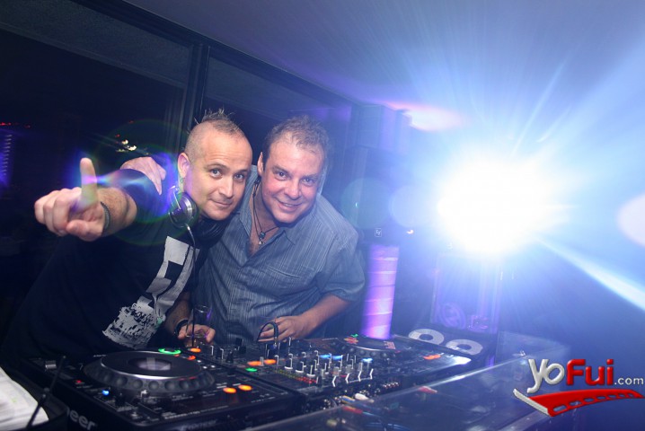 DJ Rodrigo Galvez, DJ Christian Barzelatto