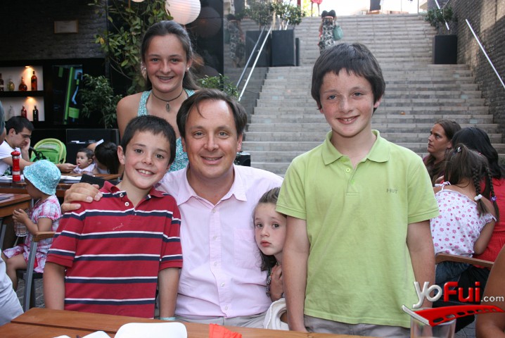 Eduardo Urrejola, Agustin,Elena,Clara y Eduardo Urrejola