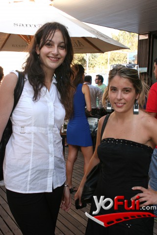 Camila Awad, Francisca Oliva