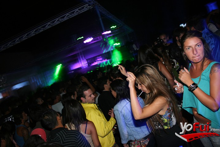 Fotografía en Sundeck Deluxe Night, Cumbre San Cristóbal