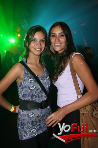 Valentina Pueyes, Monserrat Castillo