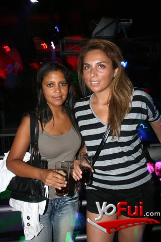 Macarena Zambrano, Gabriela Valle