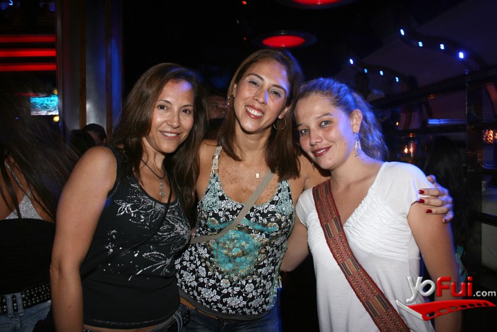Marcela Marchant, Anina Marchant, Mary Salazar