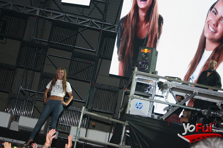 Fotografía en Final FES Model y Bob Sinclair, Espacio Riesco