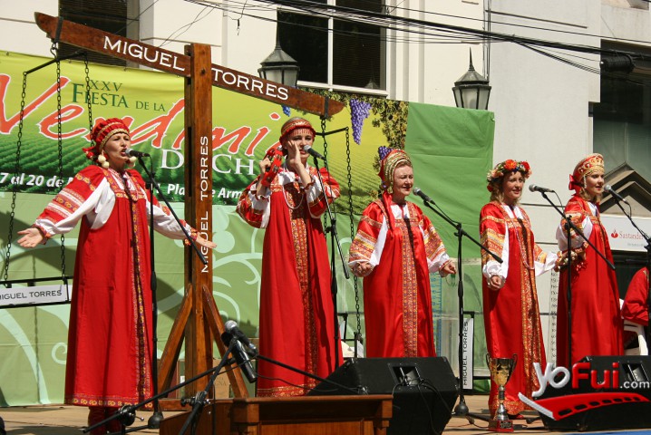 Grupo folclórico Ruso Bayán