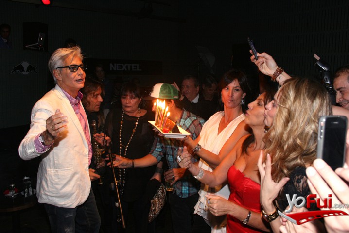 Fotografía en Cumpleaños Mario Azocar, Salón Cienfuegos