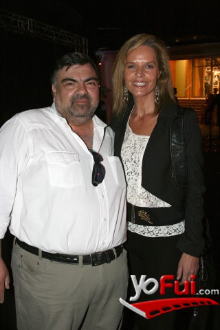 Camilo Valdivia, Ana María Cummins