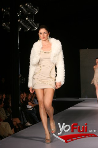 Fotografía en Desfile MODA D-MODA, Mall Portal La Dehesa