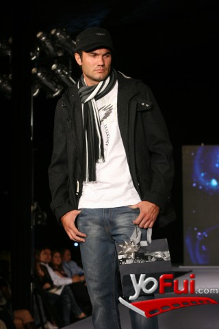 Fotografía en Desfile MODA D-MODA, Mall Portal La Dehesa