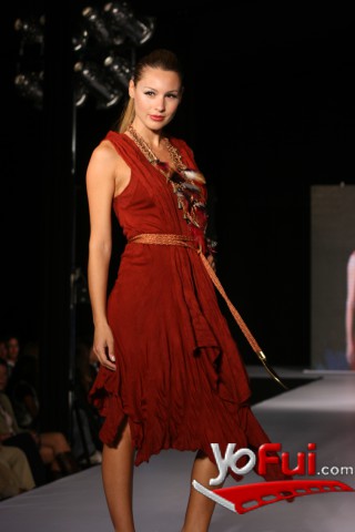 Fotografía en Desfile MODA D-MODA, Mall Portal La Dehesa