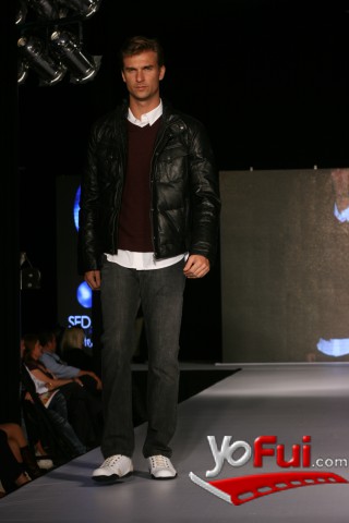 Fotografía en Desfile MODA D-MODA, Mall Portal La Dehesa