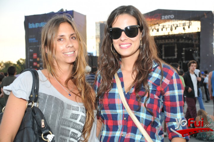 Victoria Frias, Consuelo Gonzalez